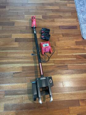 6303 Aircraft Dynamics Robotow 28 Volt Lithium 6.0ah Cordless Towbar With Battery Charger Model
