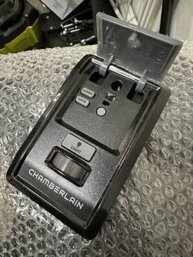 041a7773-1mc Chamberlain Wall Mount Panel Garage Door Opener