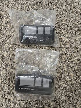 953evp2 Chamberlain Lot Of Two 2 953estd Button Garage Door Remotes Remote New Oem