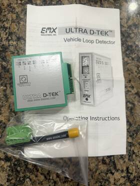 Np2-es Emx Ultradtek 12/24v Ultra Loop Vehicle Car Detector Plug-in Sensor Gate Opener
