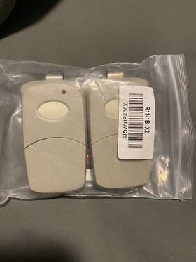 Gdr-13 Garage Door Control 2 Pack Single Button And Gate Remote Opener