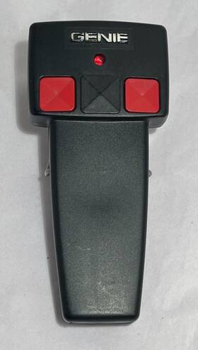 At285p Genie Great Working 2-button Remote Control 390mhz Two 9-dip Switches