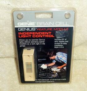 Gilc-1 Genie Vtg Brain Cell Genius Feature Model Independent Light Control