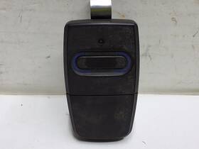 390-1k Keystone Single Button Garage Door And Gate Remote Opener Grc