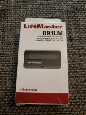 Liftmaster 012345344220 891lm 1 Button Garage Door Opener Remote Control-opened Box