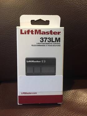 Liftmaster 753182403052 373lm Genuine 3-button Garage Door Opener Remote Control 315 Mhz