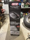 Genie Signature Series 2 Hpc Screw Drive Wi-fi Opener, Remote & Console. Fixed Price $200.00.